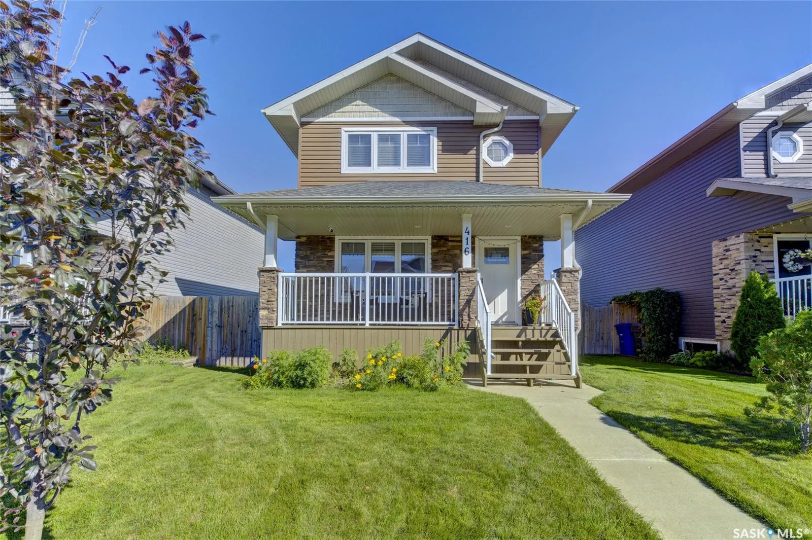 416 Redwood CRESCENT
