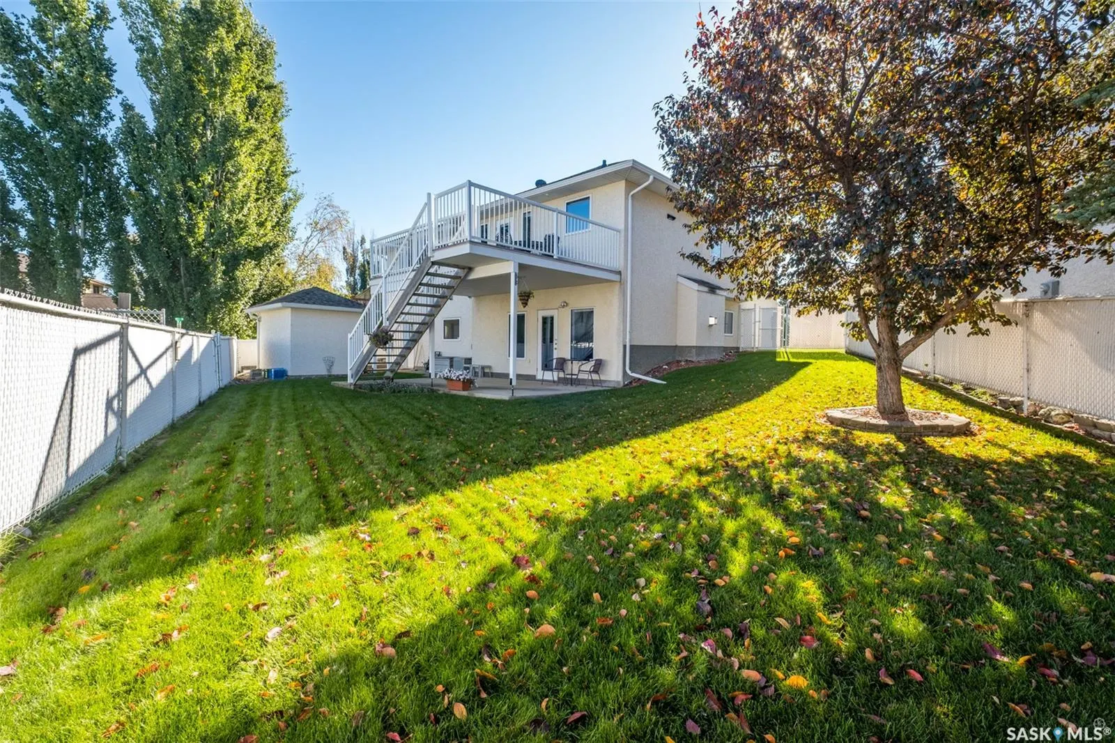670 Aaron DRIVE