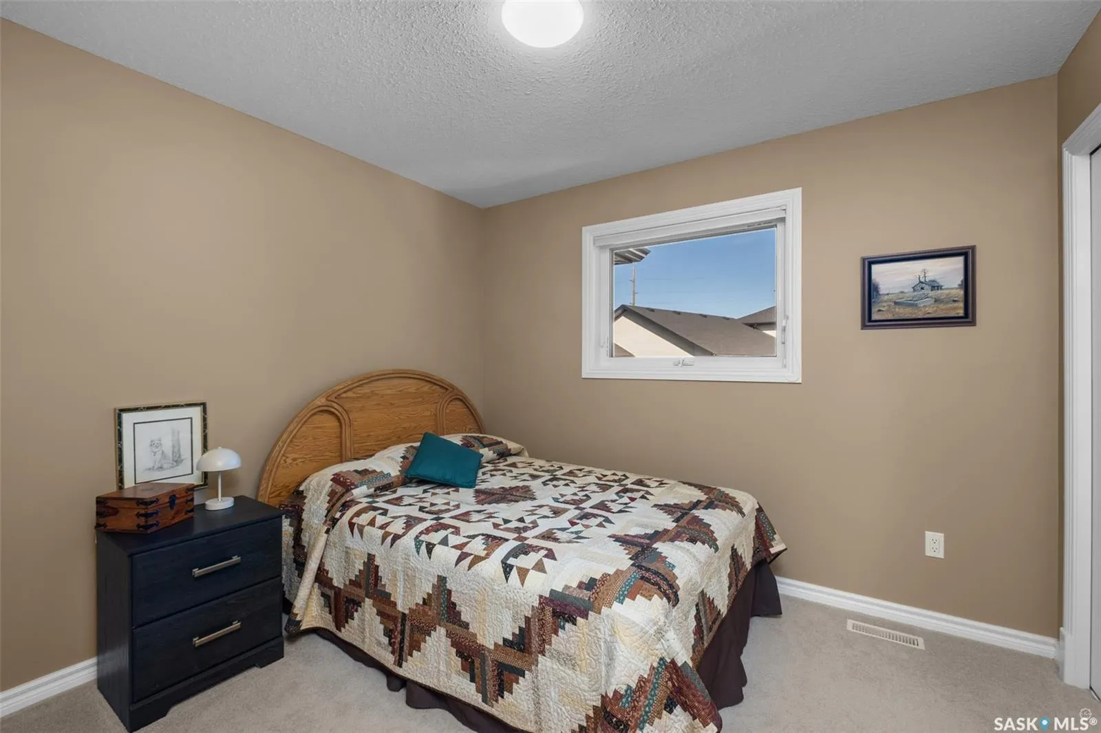 670 Aaron DRIVE