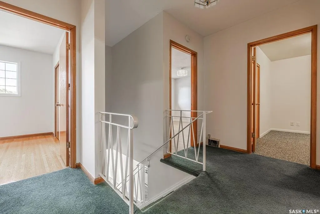 11 Moxon CRESCENT