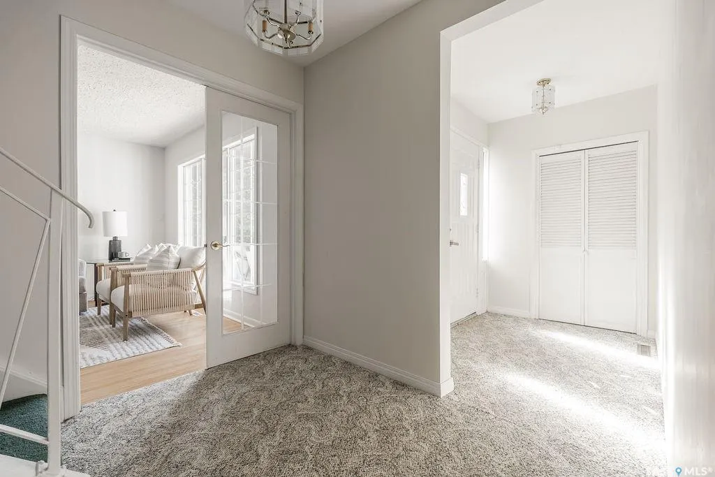 11 Moxon CRESCENT