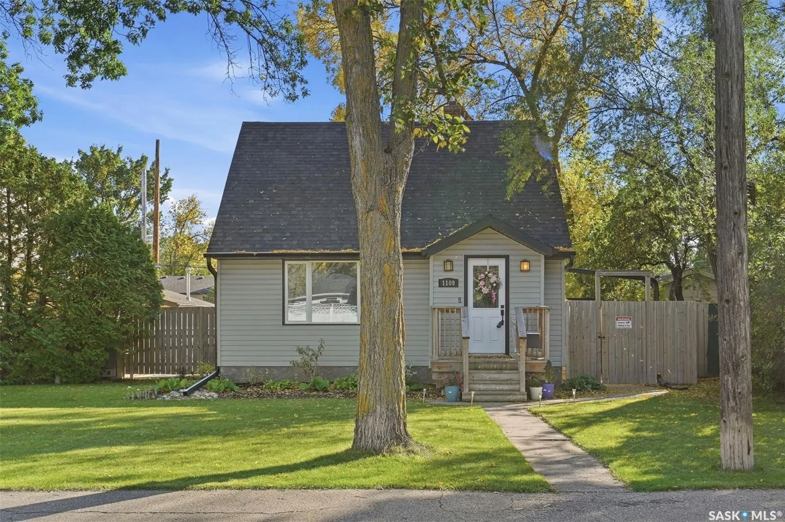 1109 Oxford STREET