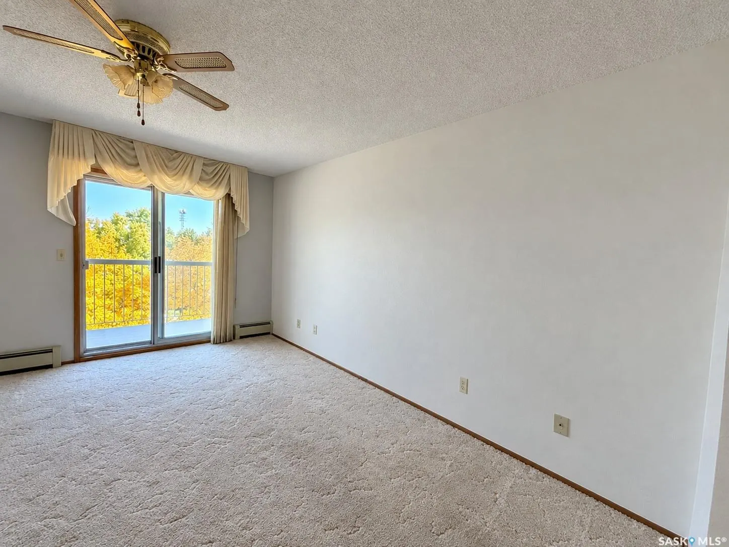 305 1st STREET W #301