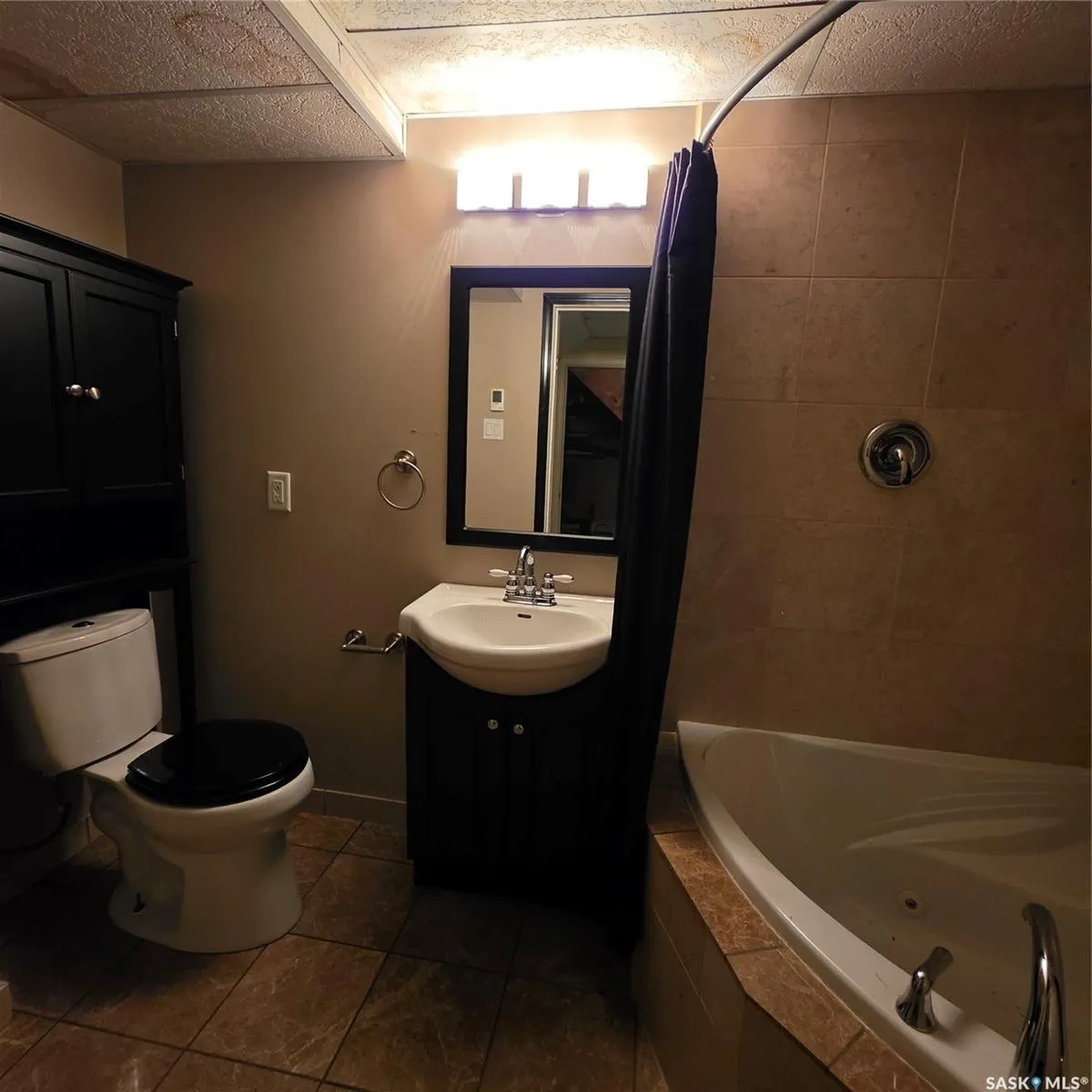 1731 Centennial CRESCENT