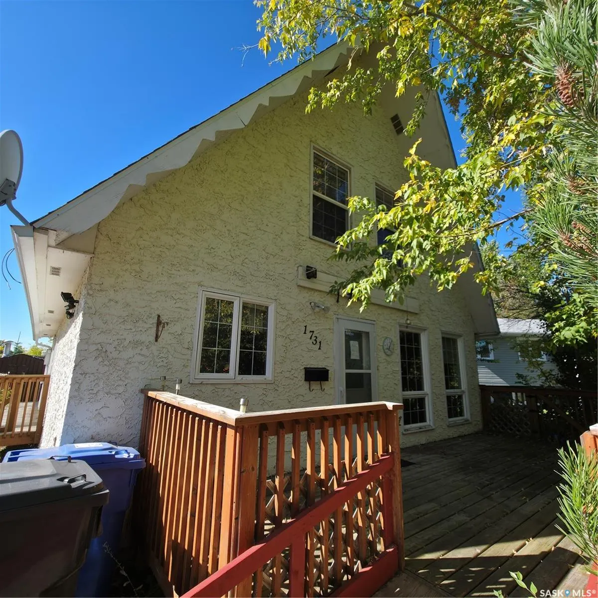 1731 Centennial CRESCENT