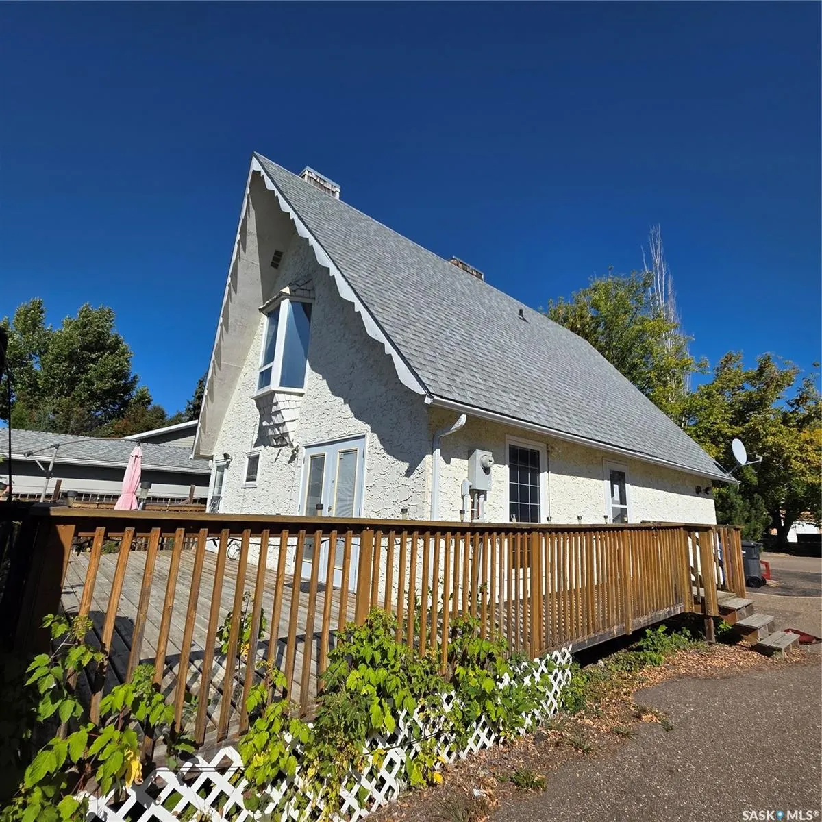 1731 Centennial CRESCENT