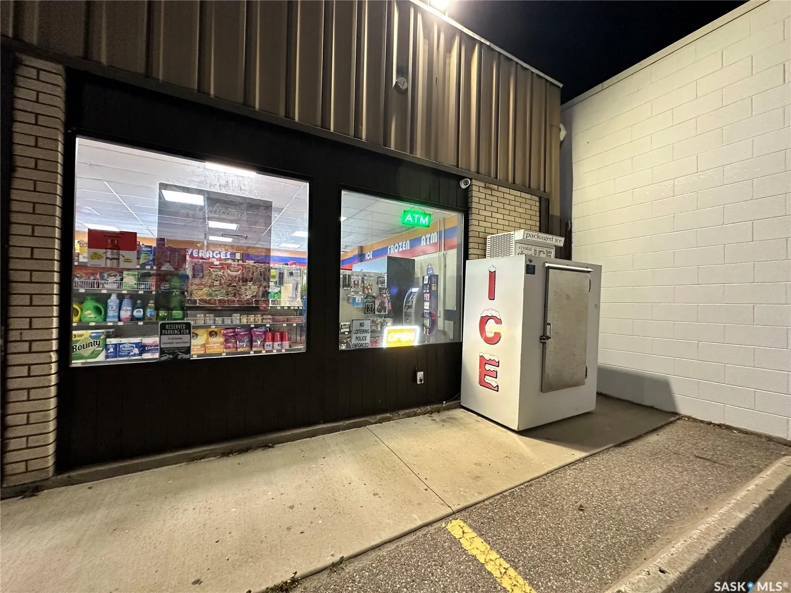 1100 Central AVENUE #A
