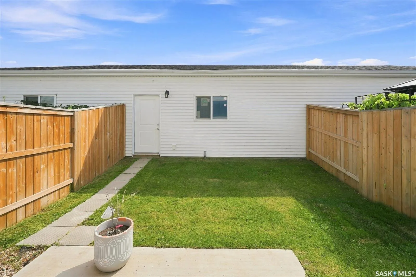 3043 Brighton COMMON