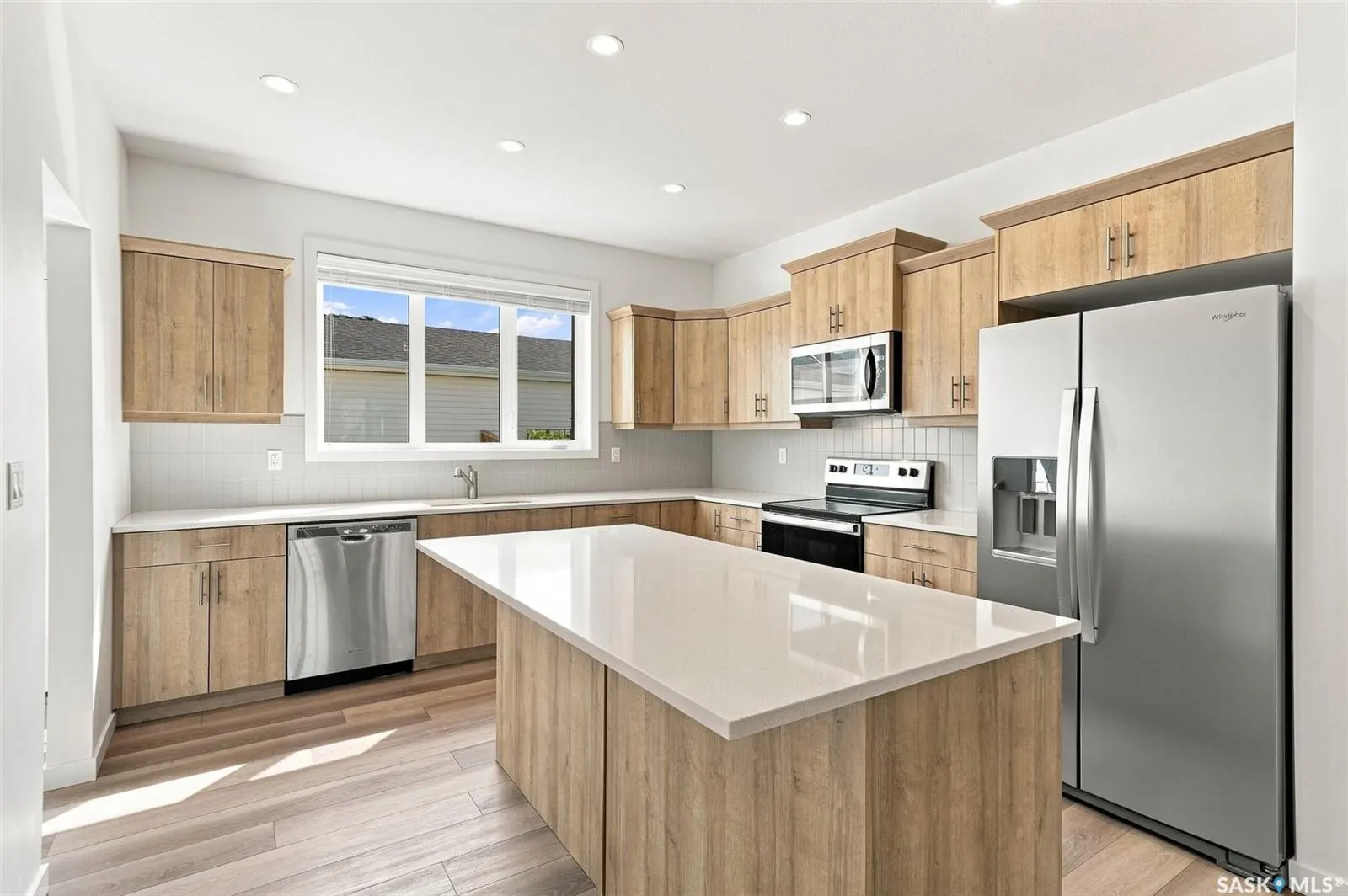 3043 Brighton COMMON