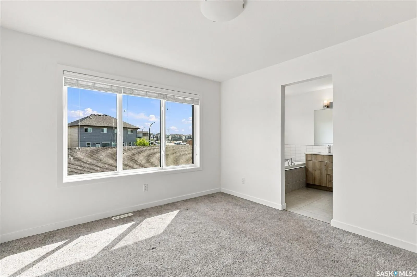 3043 Brighton COMMON