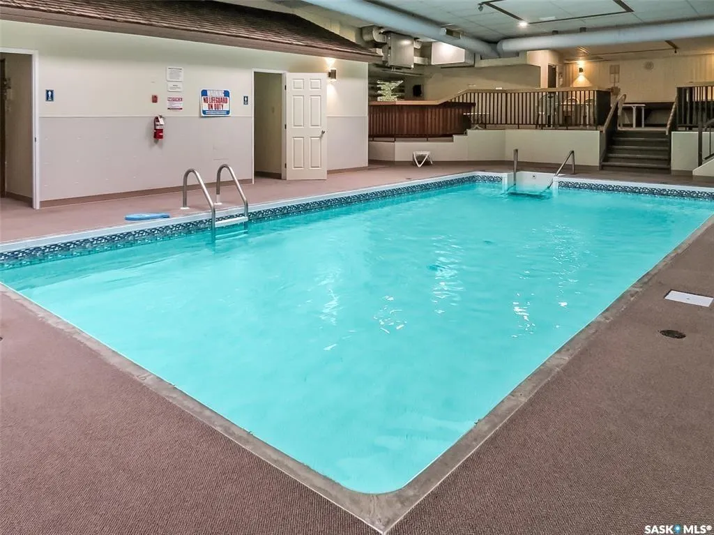275 Alpine CRESCENT #8