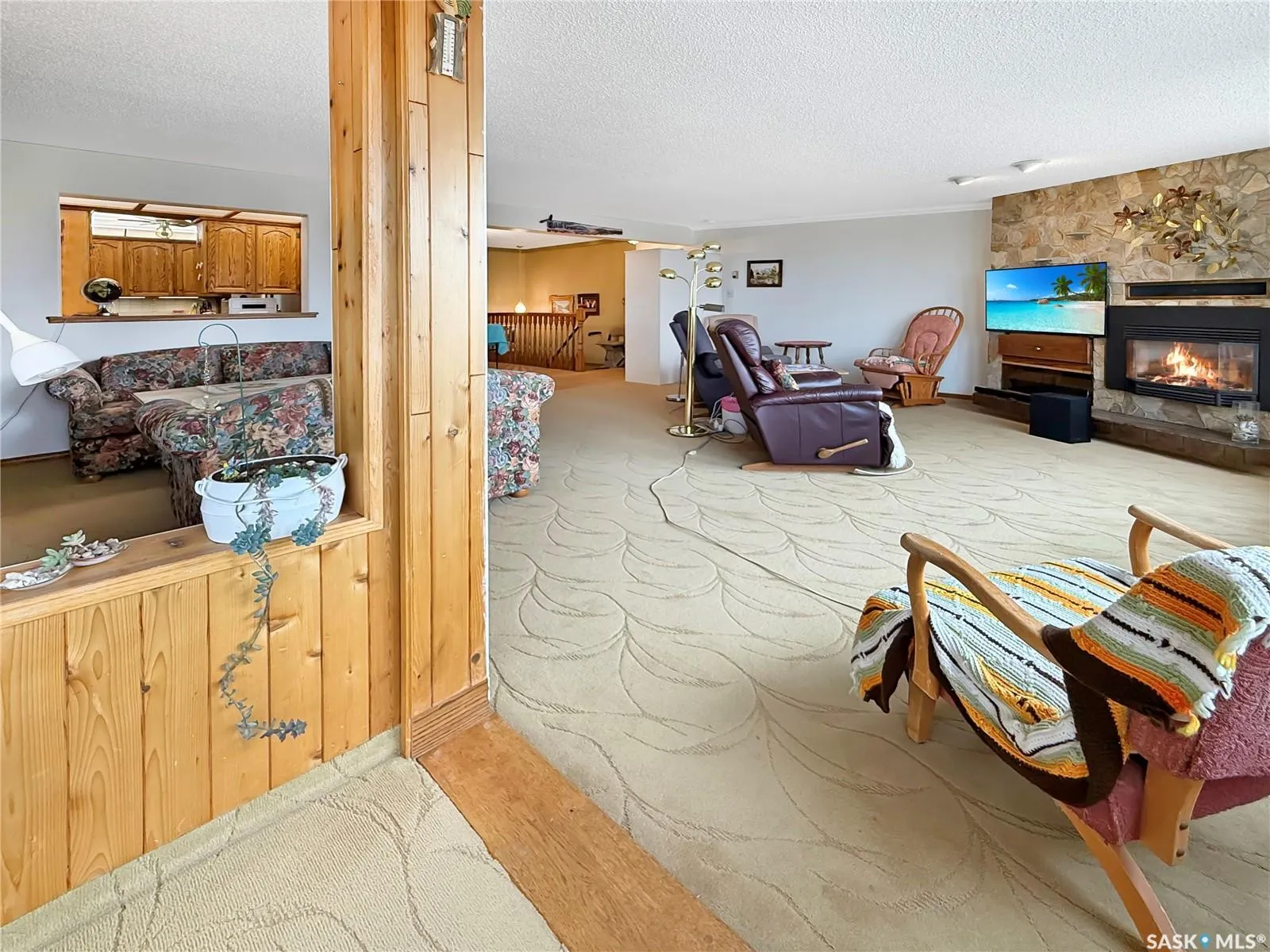 275 Alpine CRESCENT #8