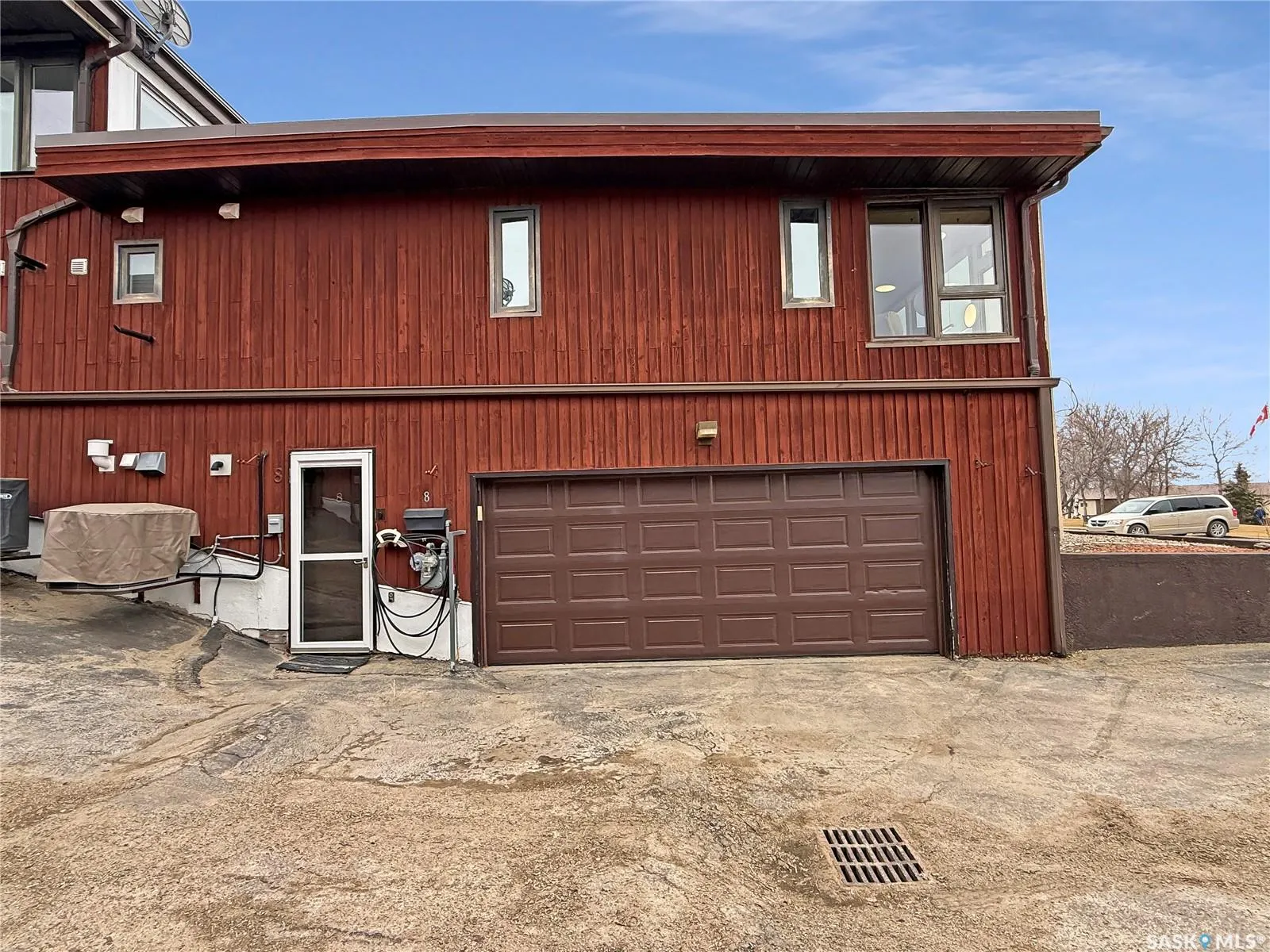 275 Alpine CRESCENT #8