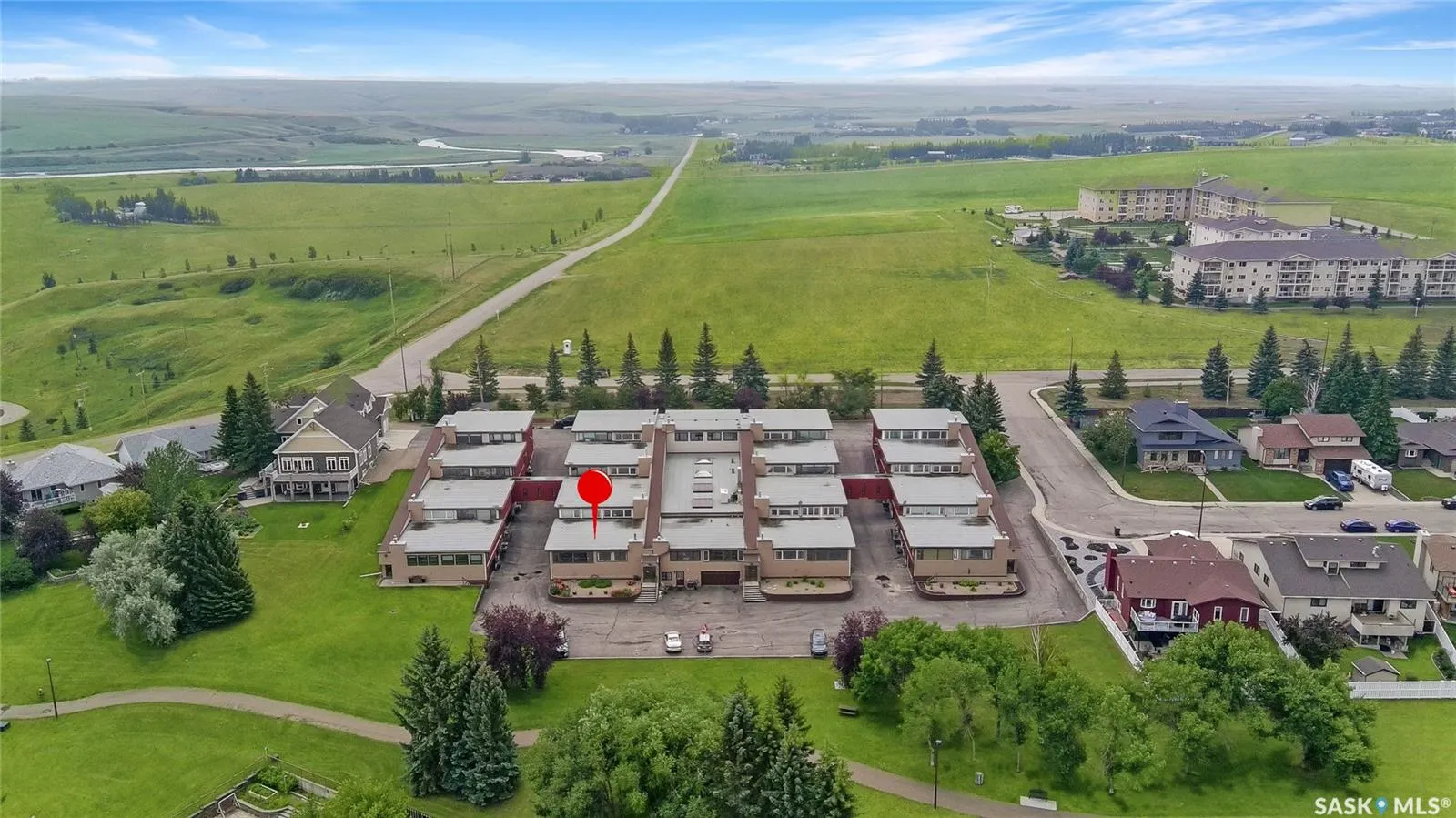 275 Alpine CRESCENT #8