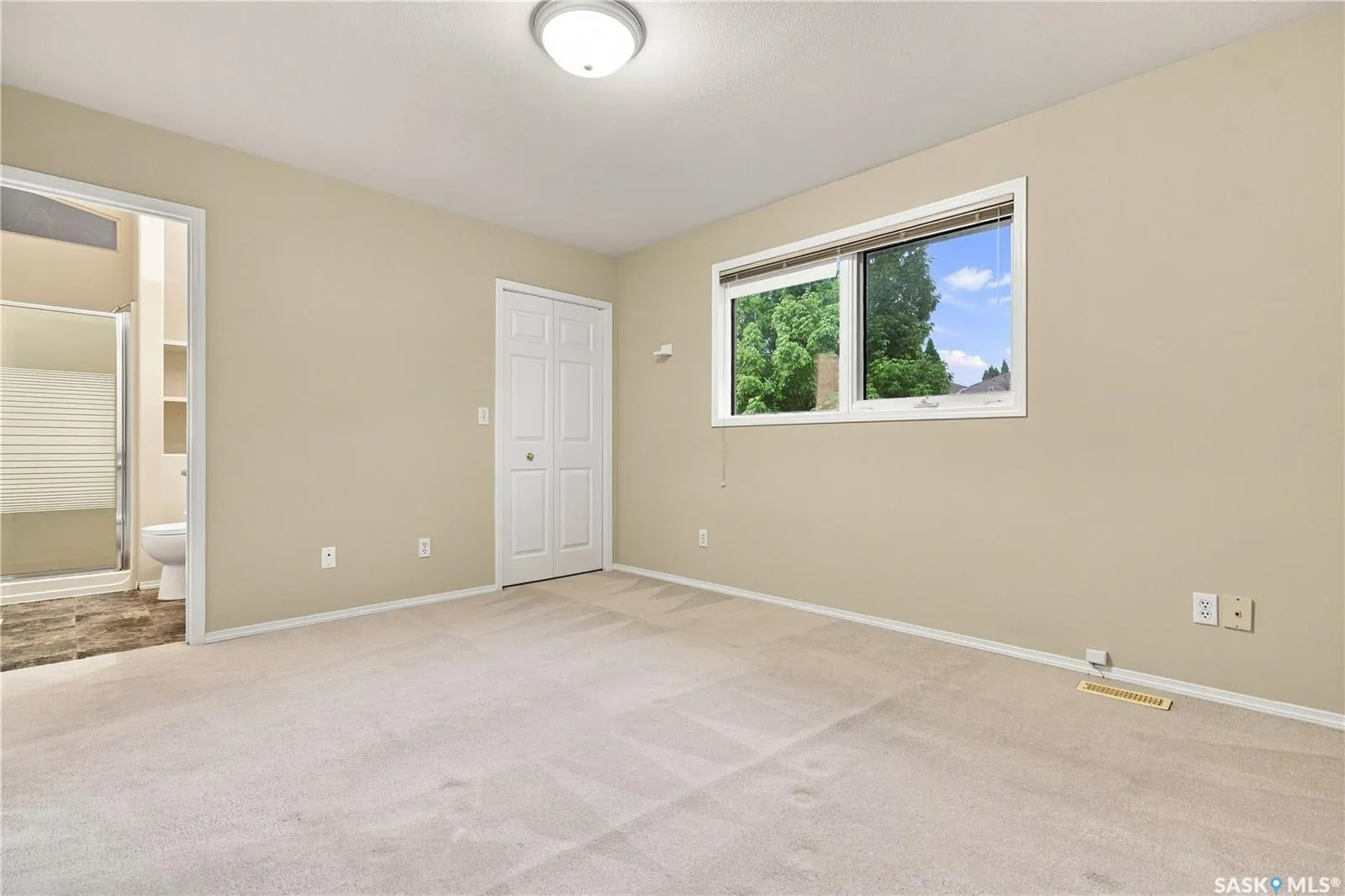323 Garvie ROAD