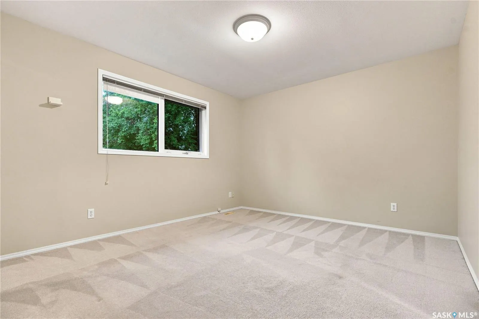 323 Garvie ROAD
