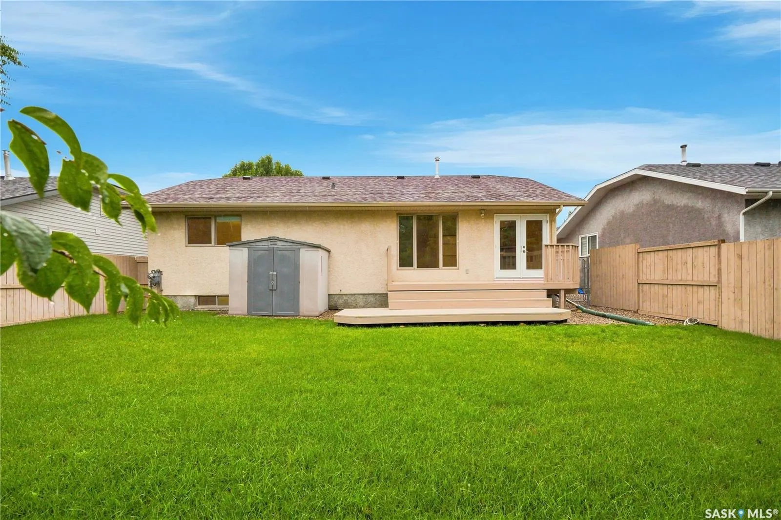323 Garvie ROAD