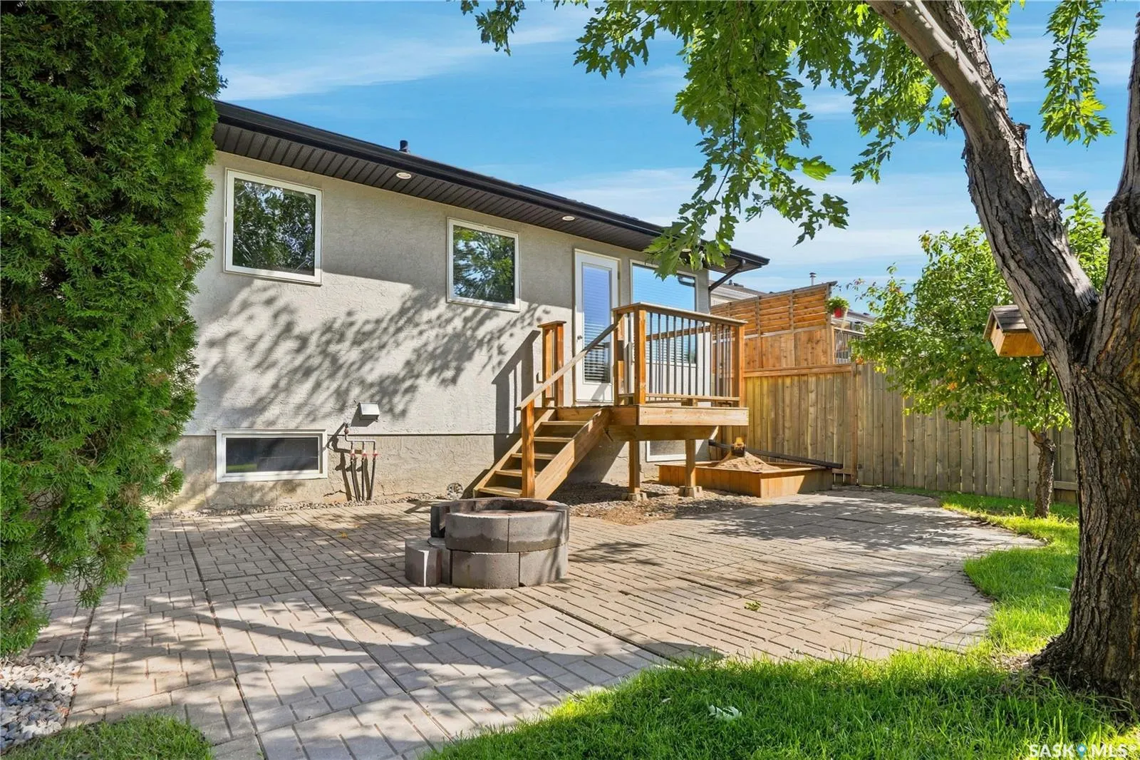 410 Bourgonje COURT