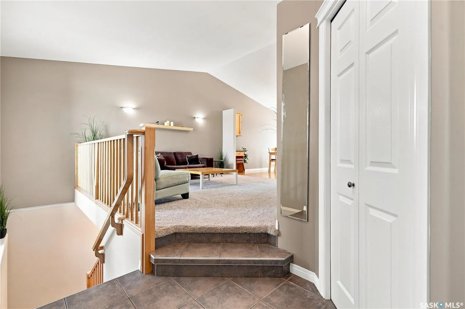 410 Bourgonje COURT
