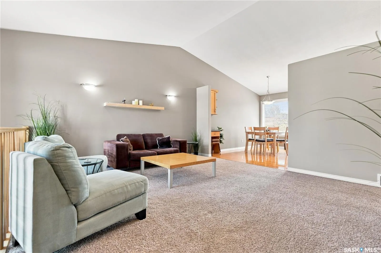 410 Bourgonje COURT