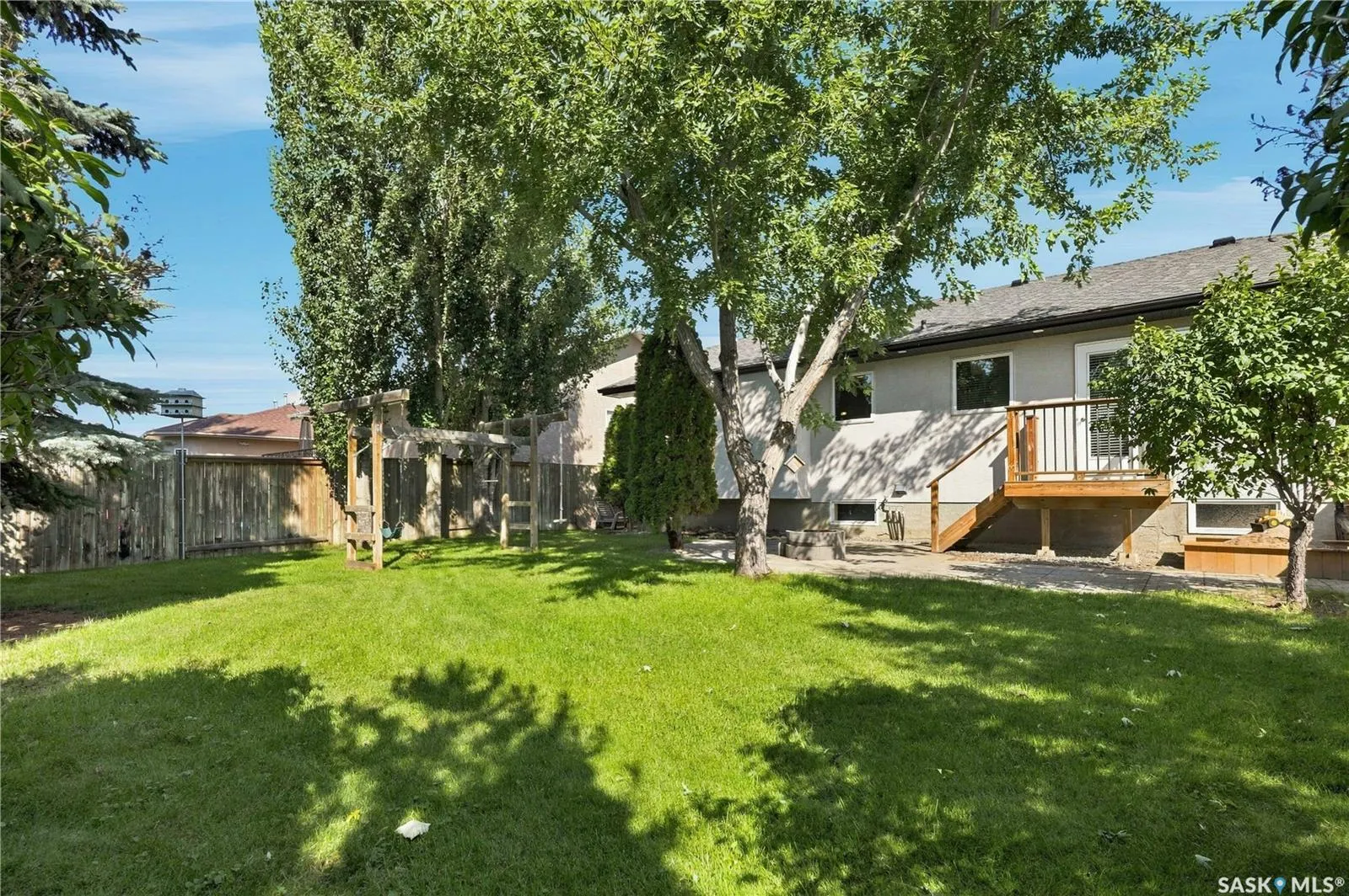 410 Bourgonje COURT