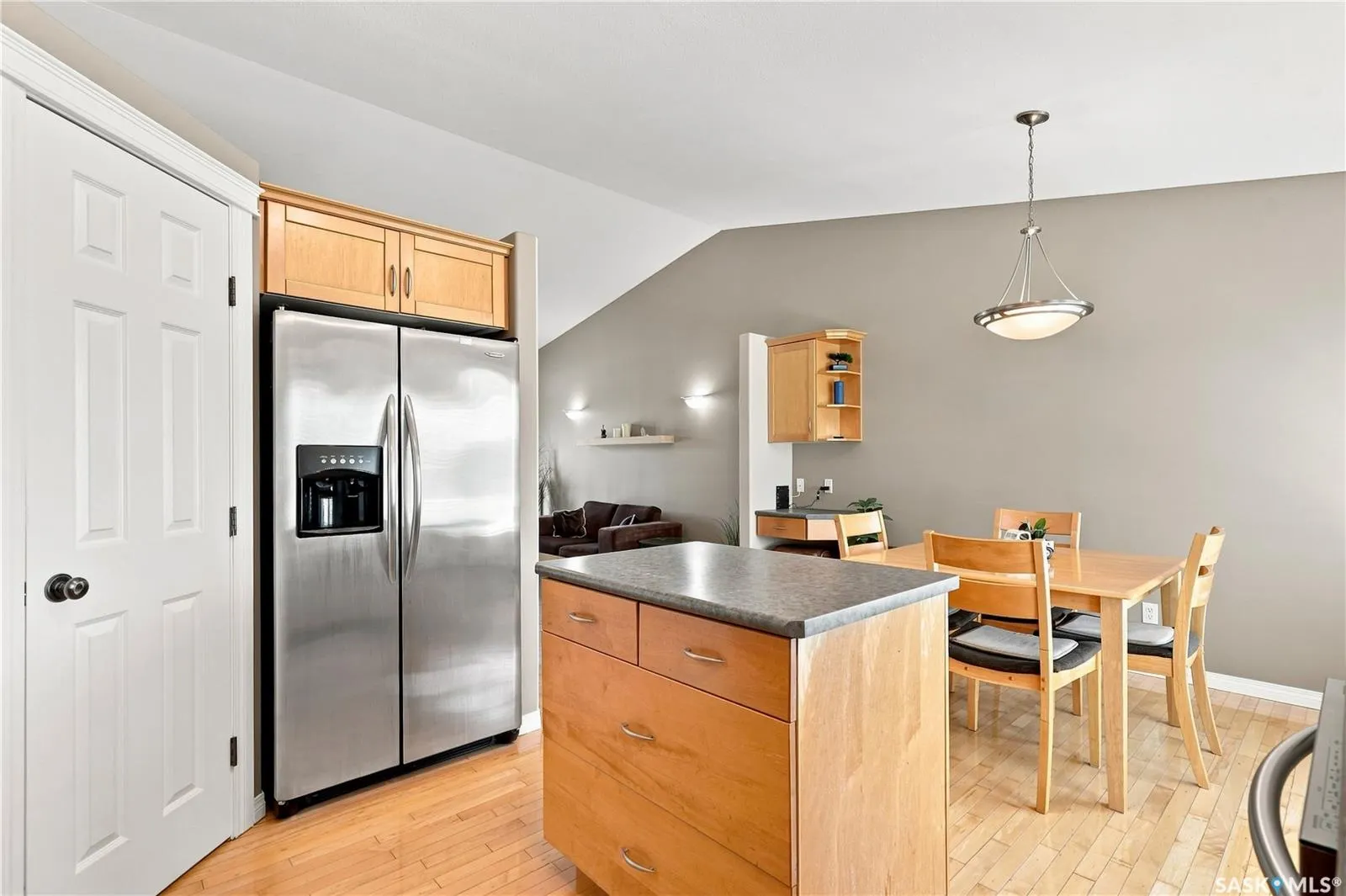 410 Bourgonje COURT