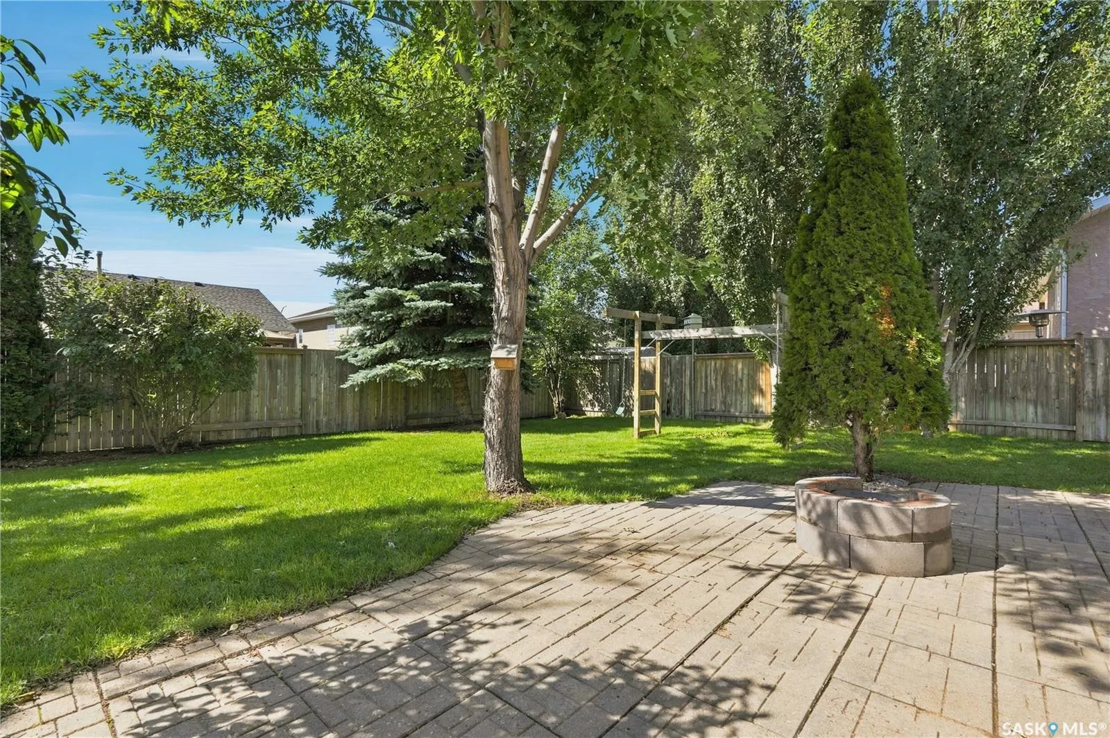 410 Bourgonje COURT