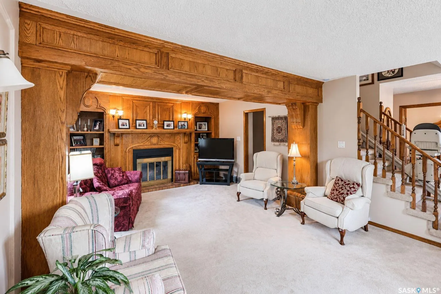 830 Chester PLACE