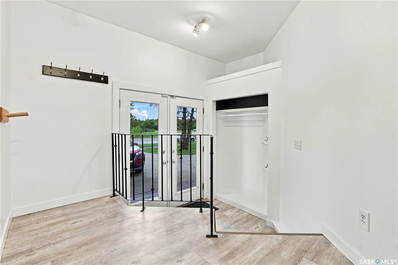 3445 11th STREET W