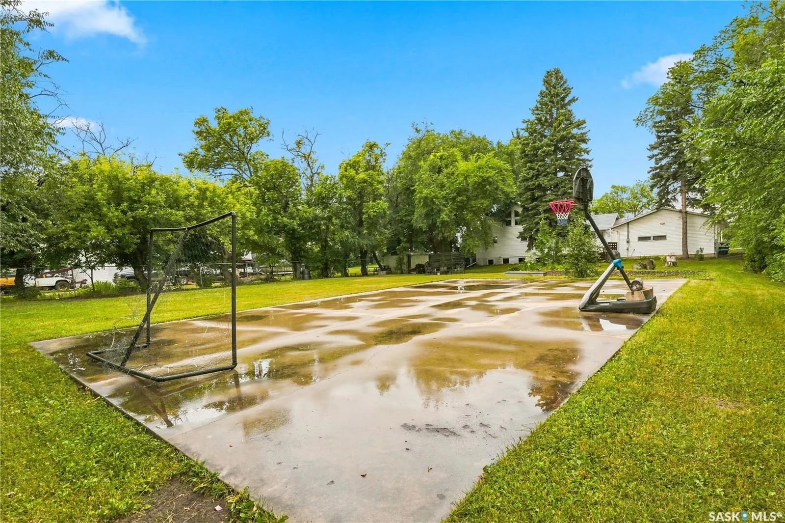 3445 11th STREET W