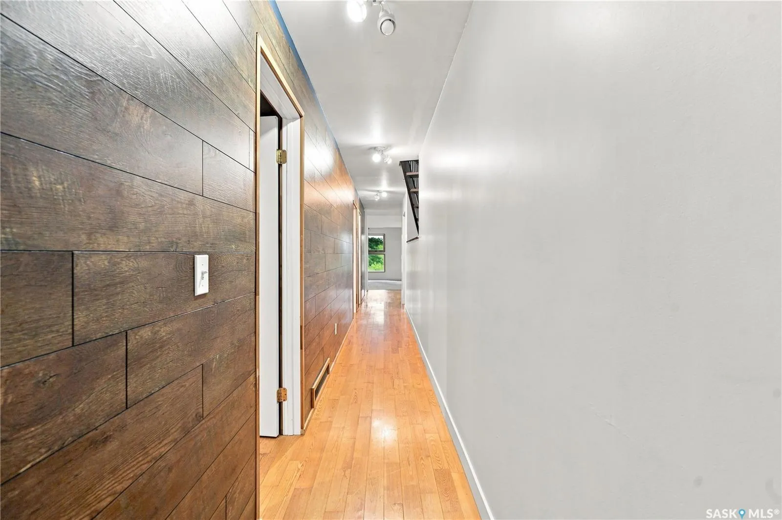 3445 11th STREET W