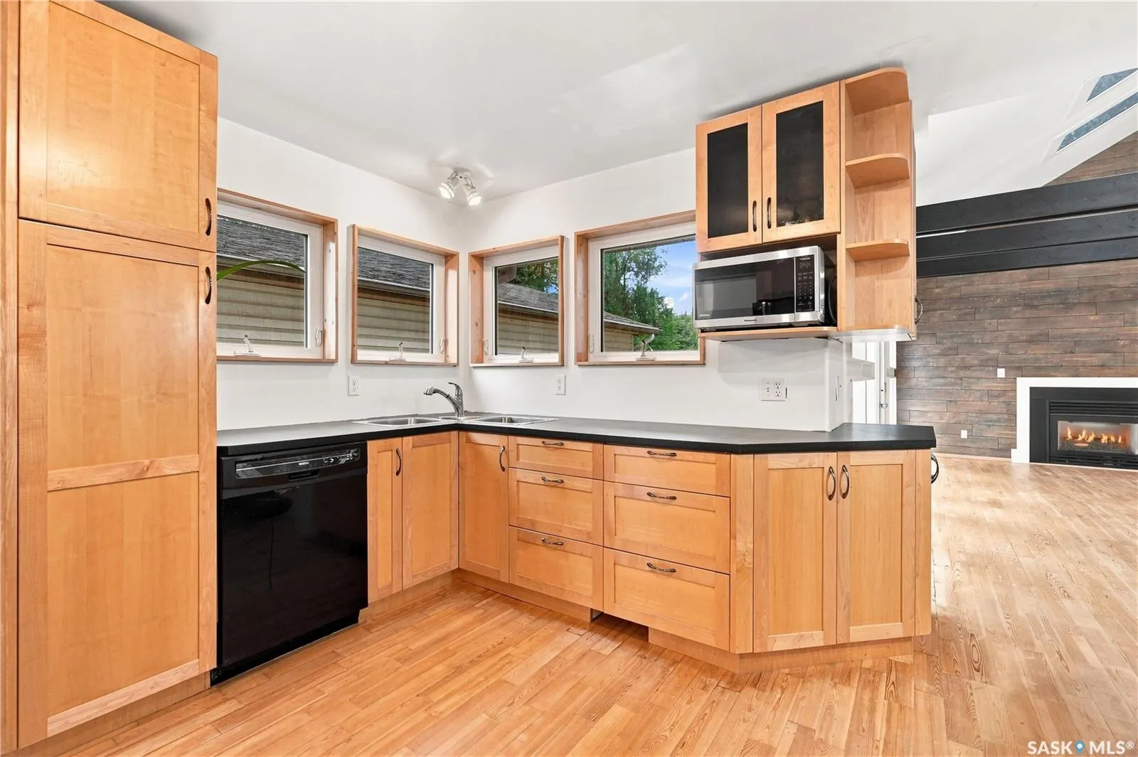 3445 11th STREET W
