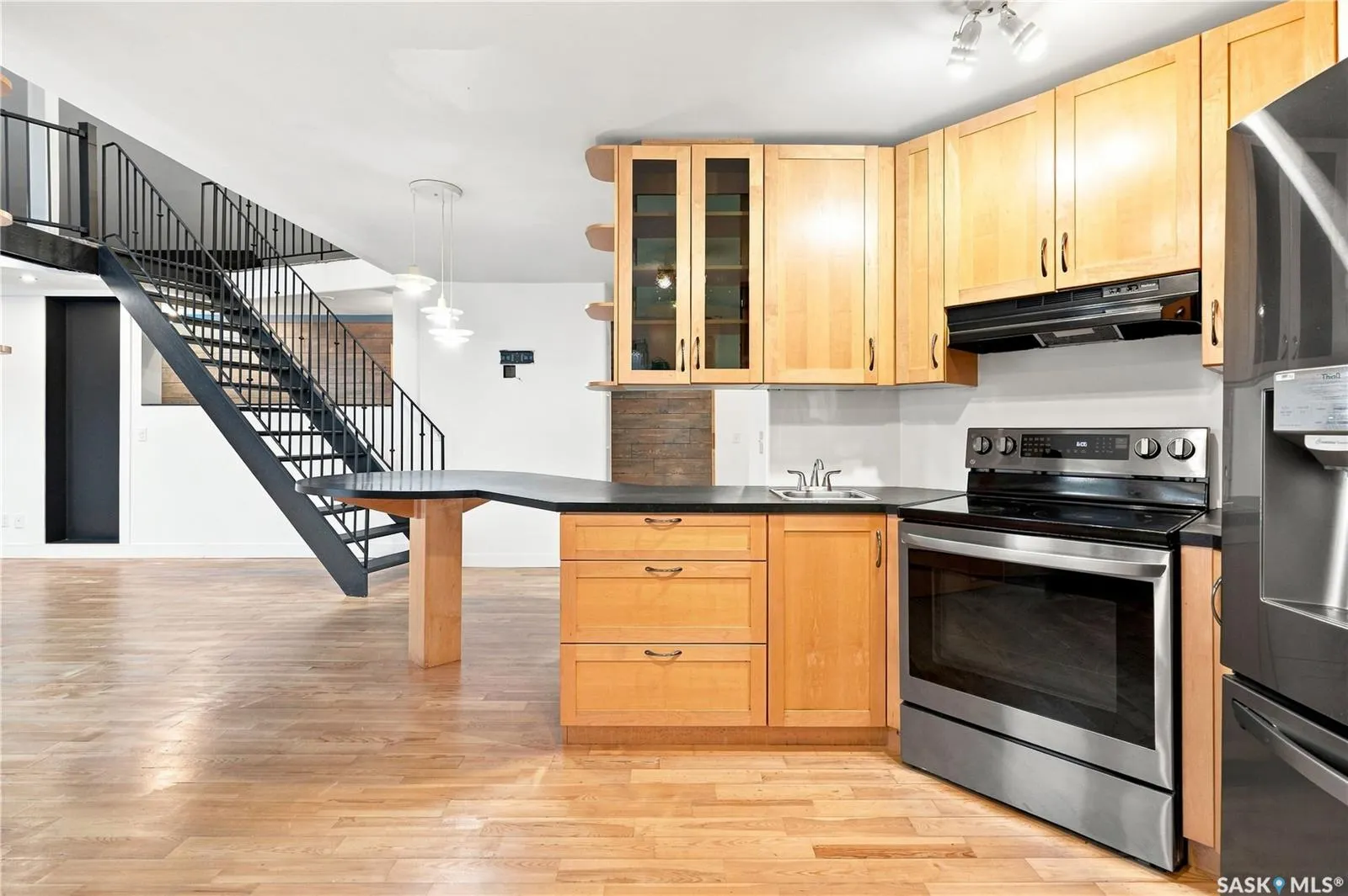 3445 11th STREET W
