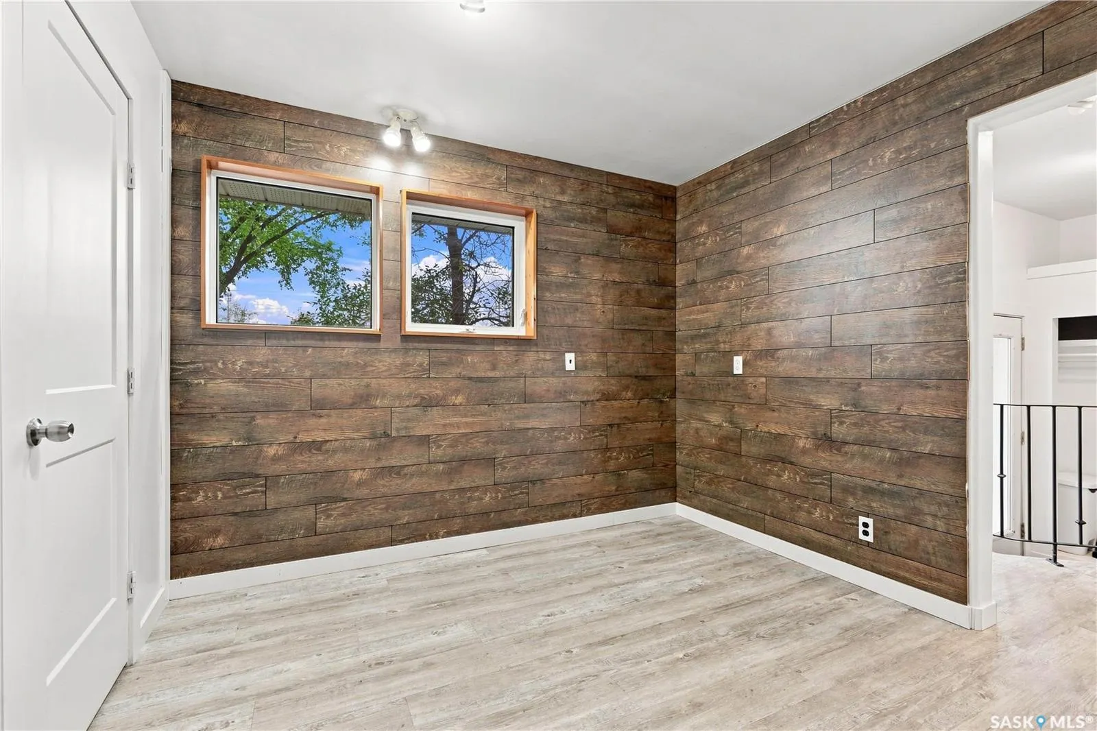 3445 11th STREET W