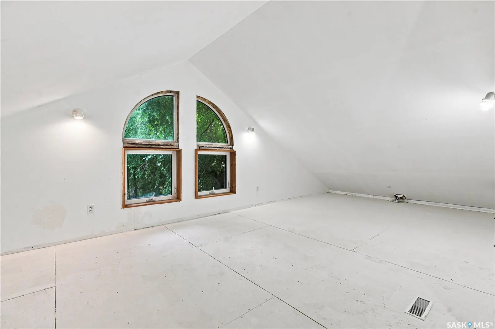 3445 11th STREET W