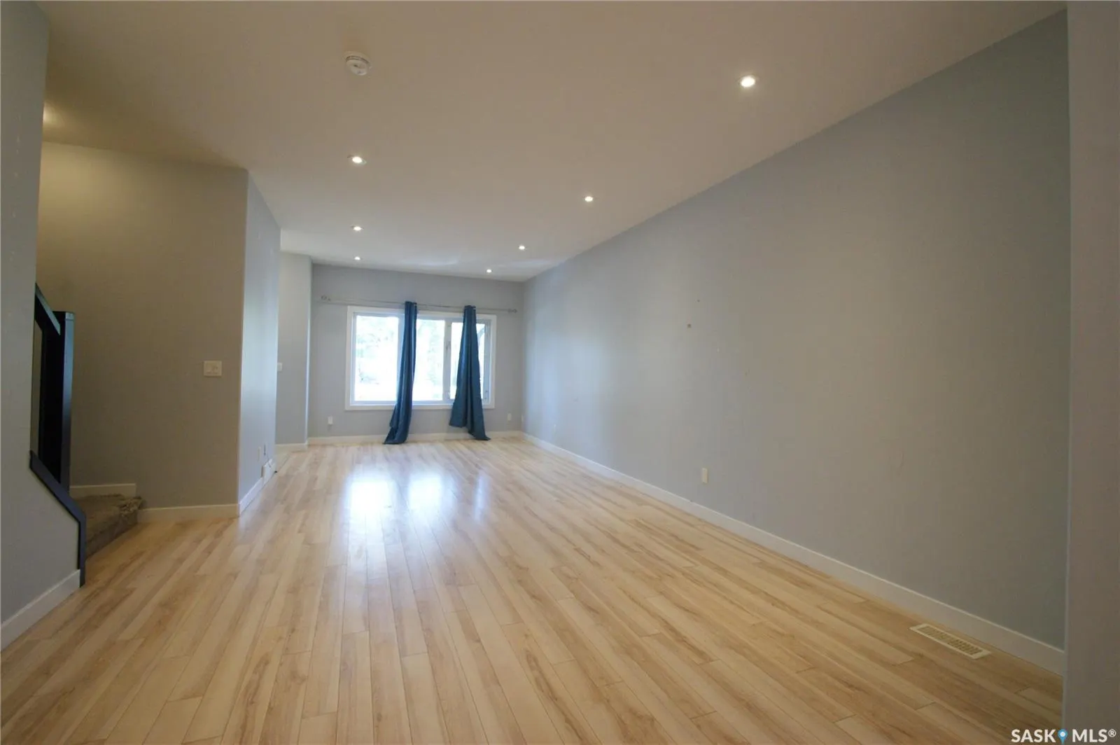 1303A Broadway AVENUE