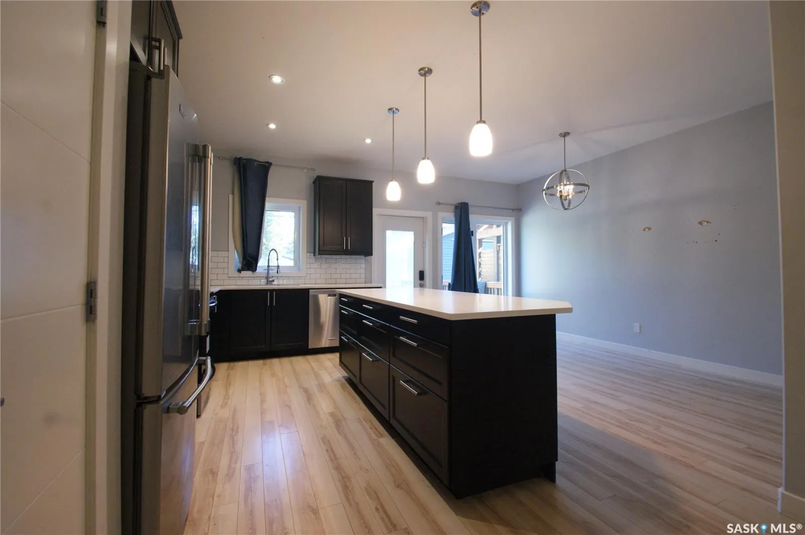 1303A Broadway AVENUE