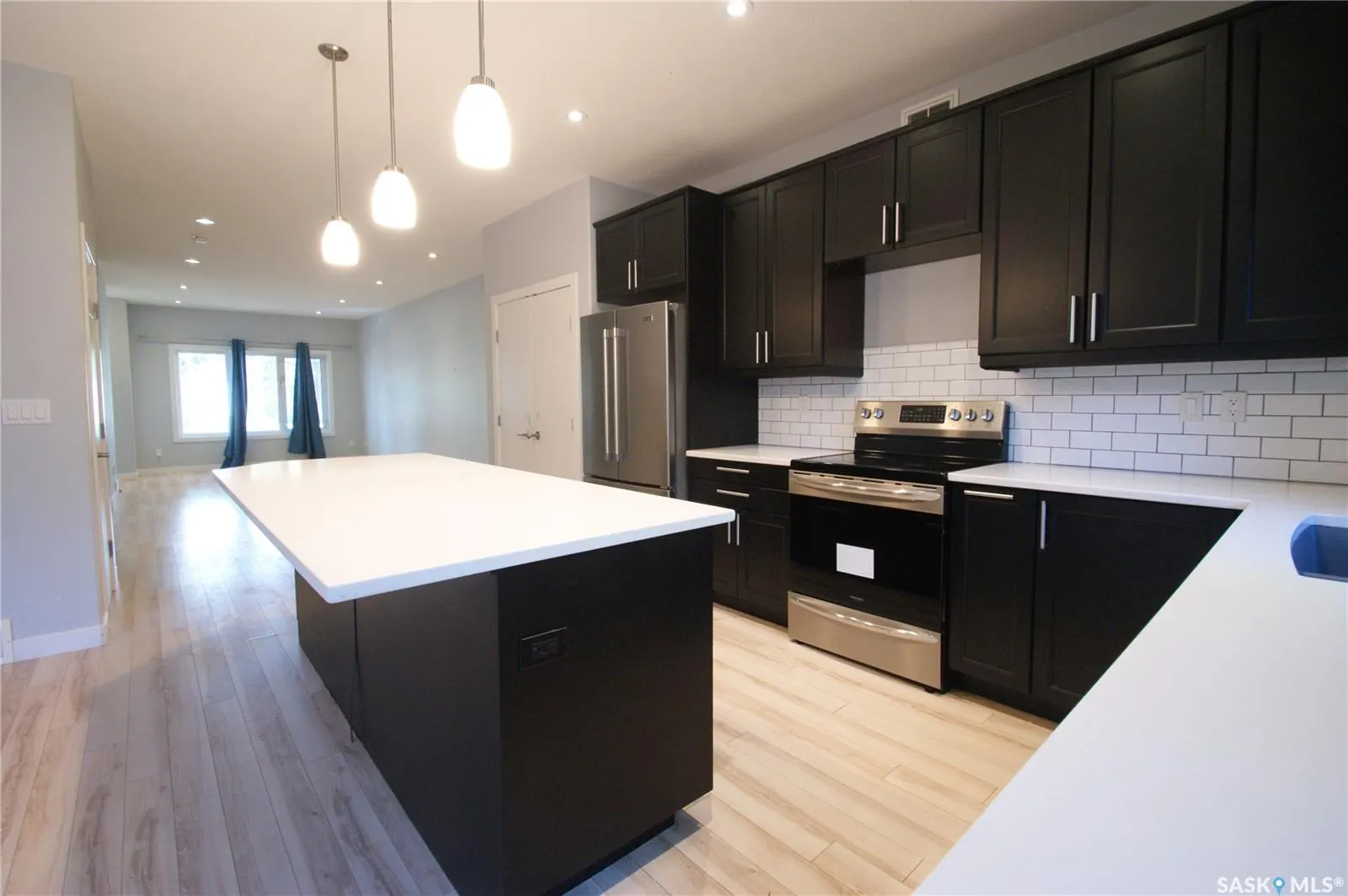 1303A Broadway AVENUE