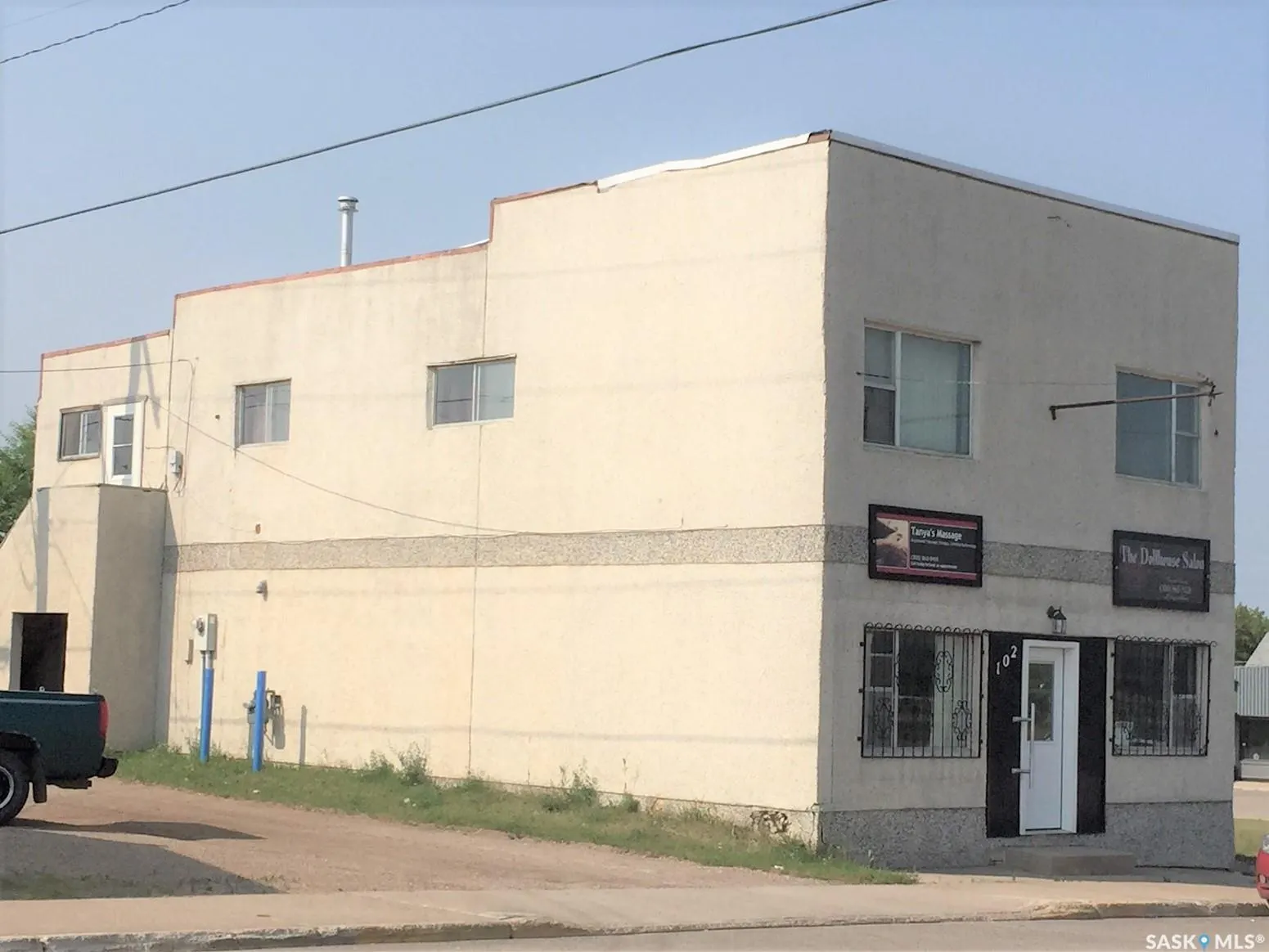 102A Railway AVENUE