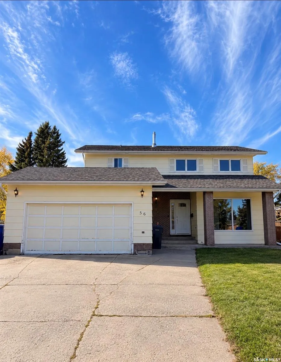 56 Dunfield CRESCENT