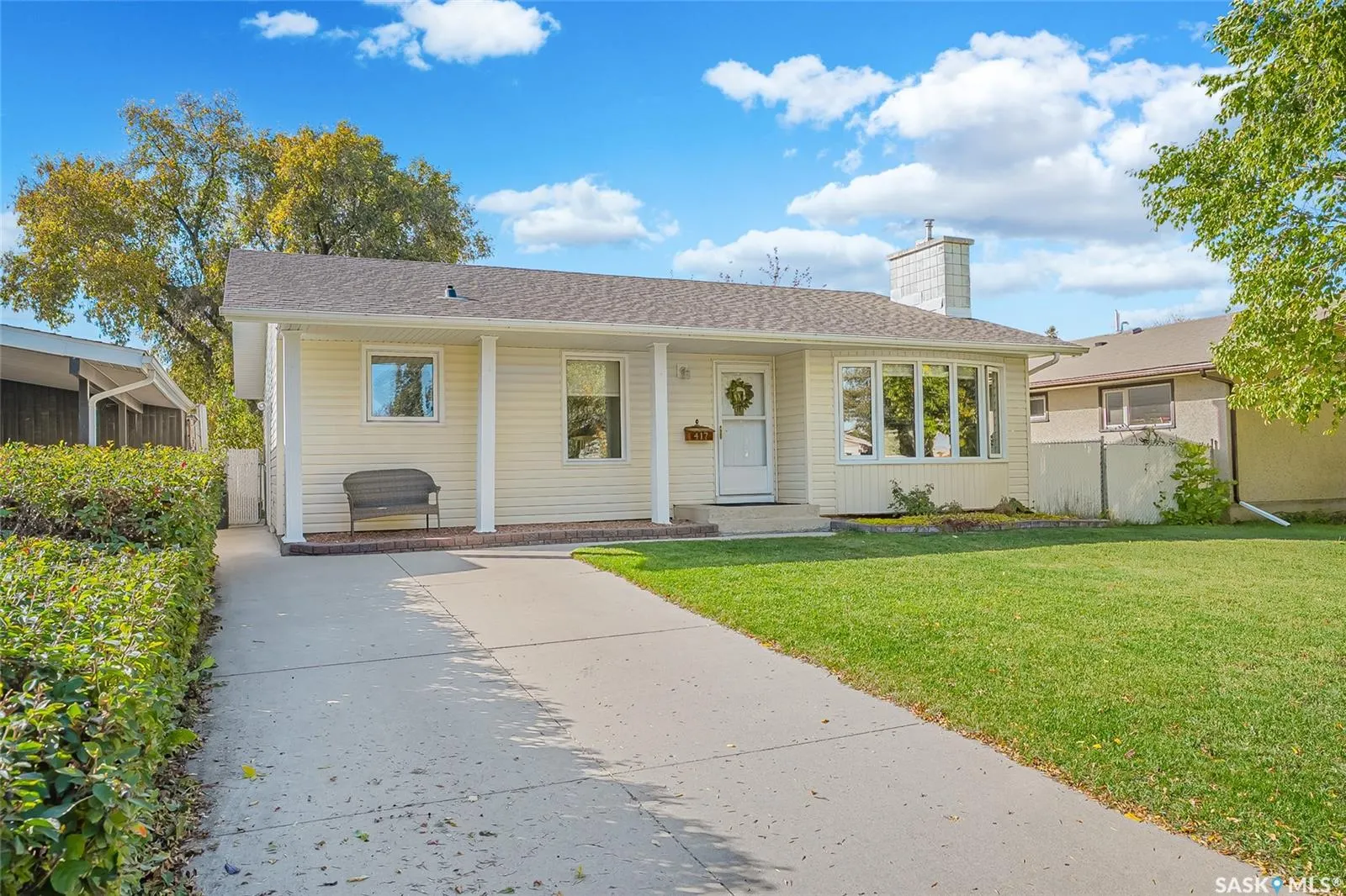 417 Waterloo CRESCENT