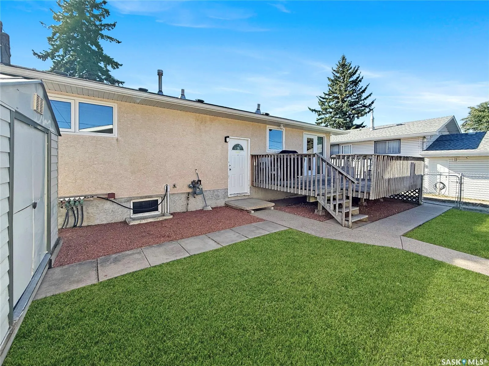 384 28th STREET W