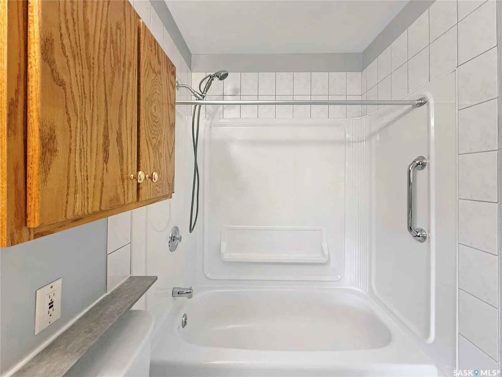 384 28th STREET W