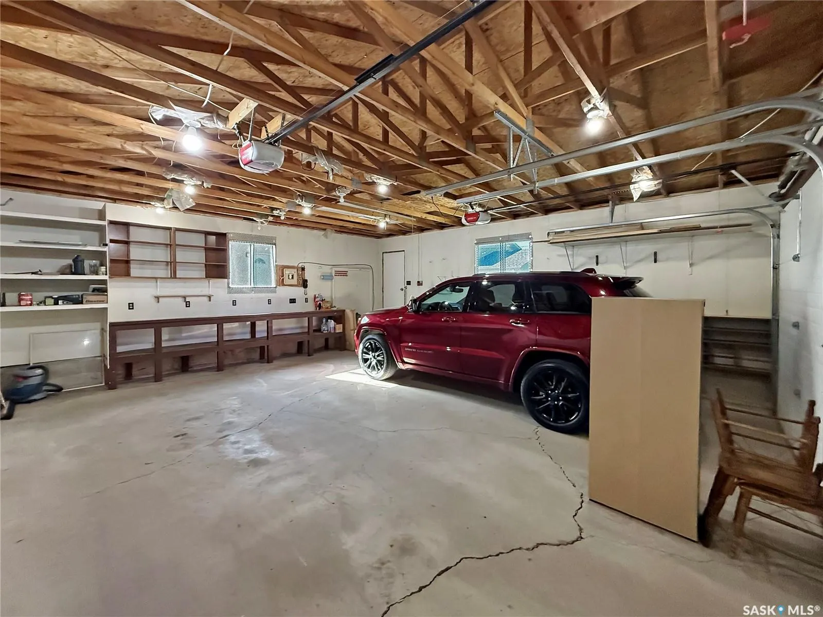 384 28th STREET W