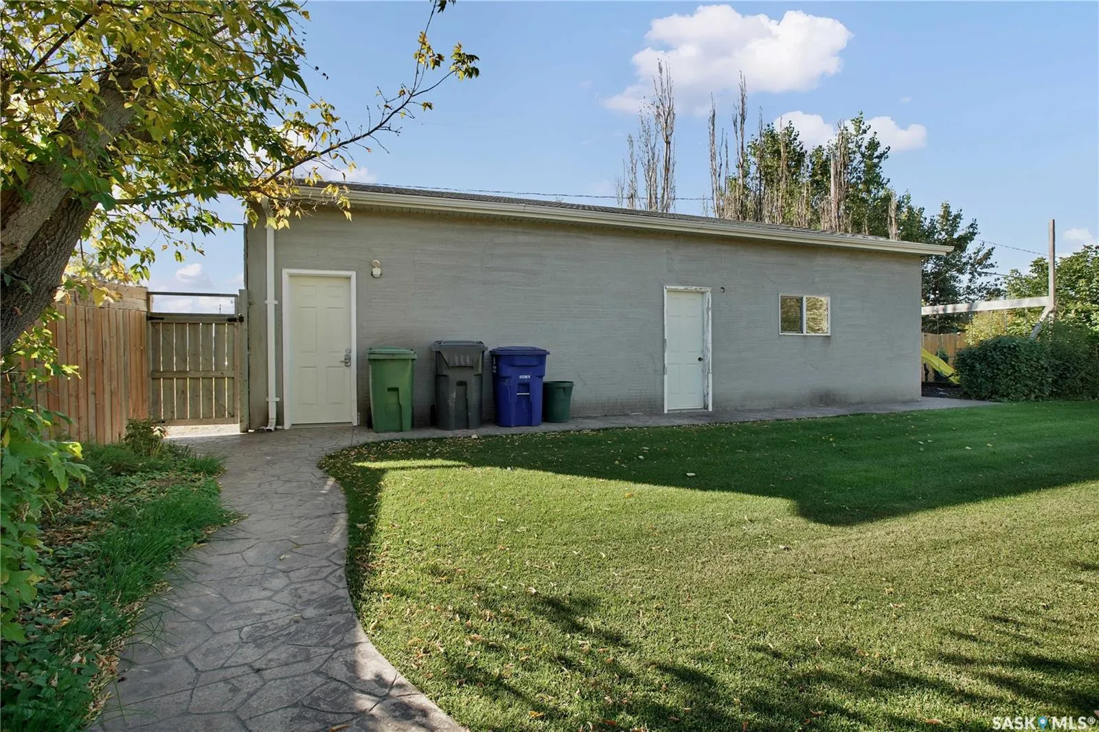 310 4th STREET