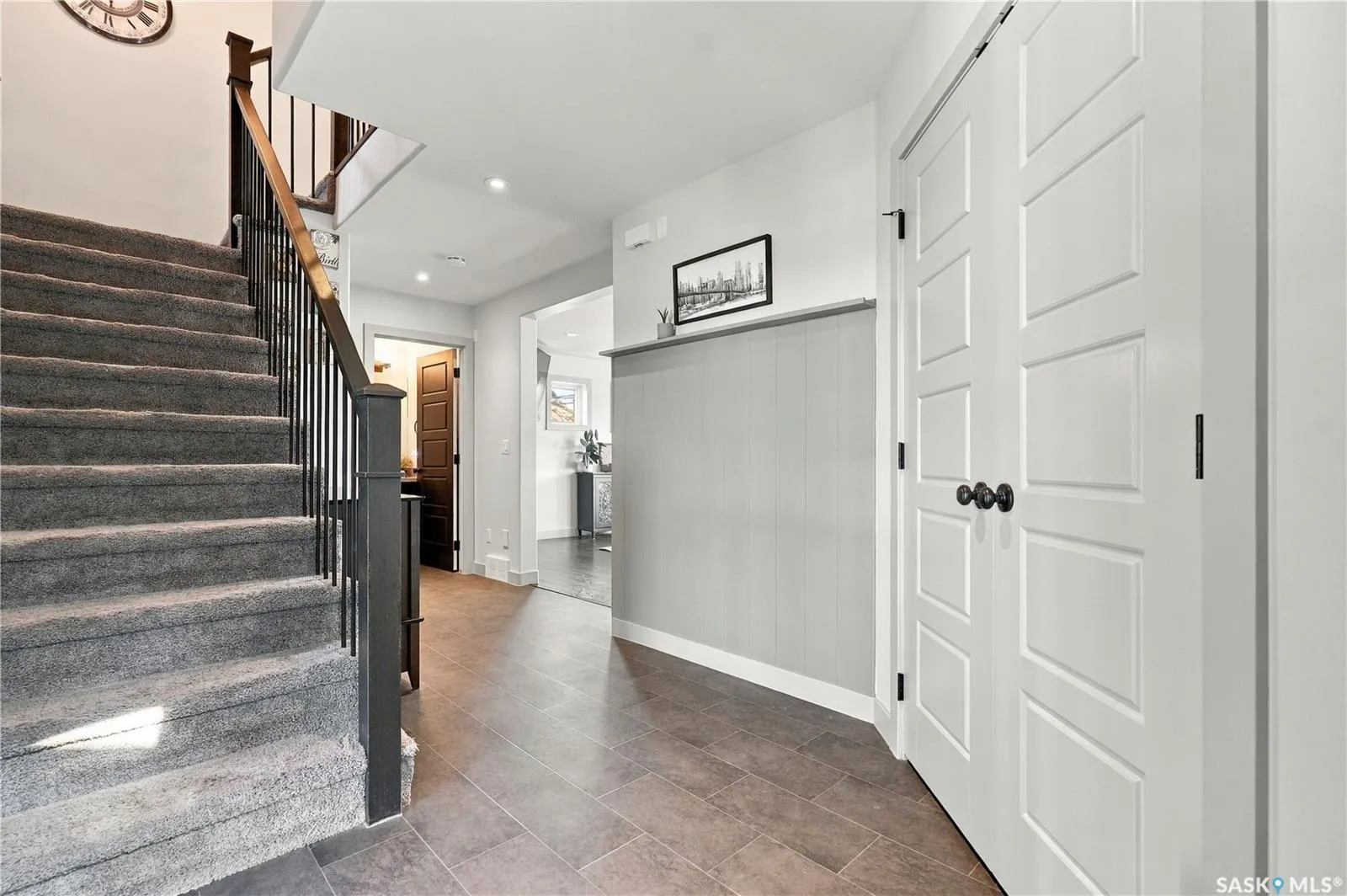206 Parkview COVE