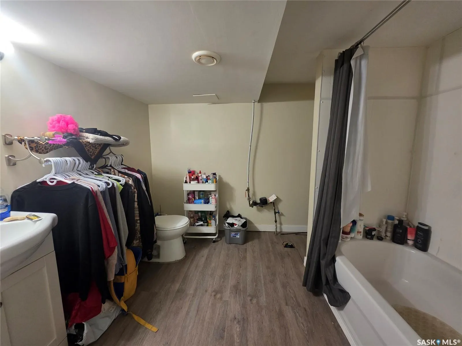 1436 Wascana STREET