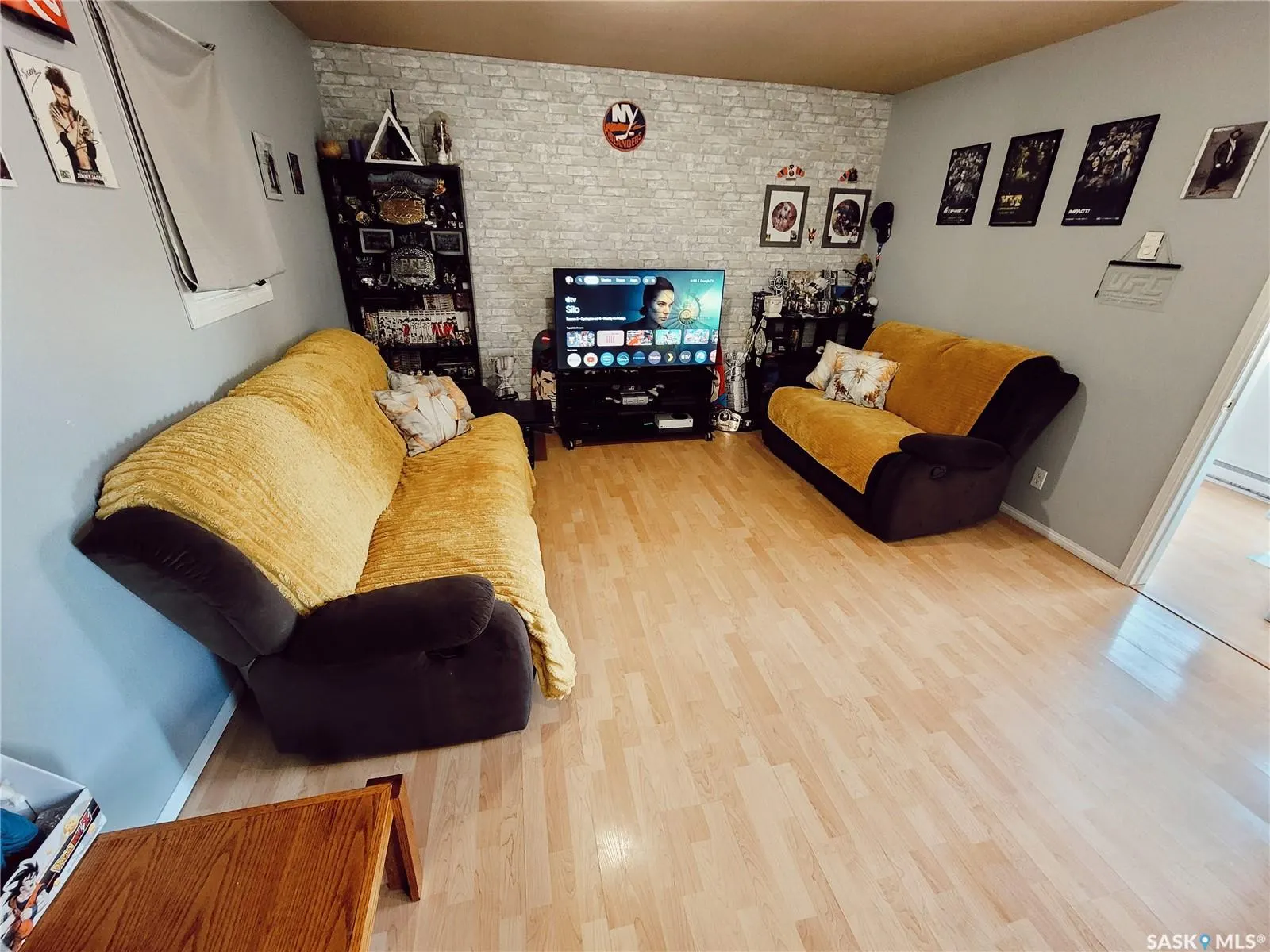 231 Douglass STREET