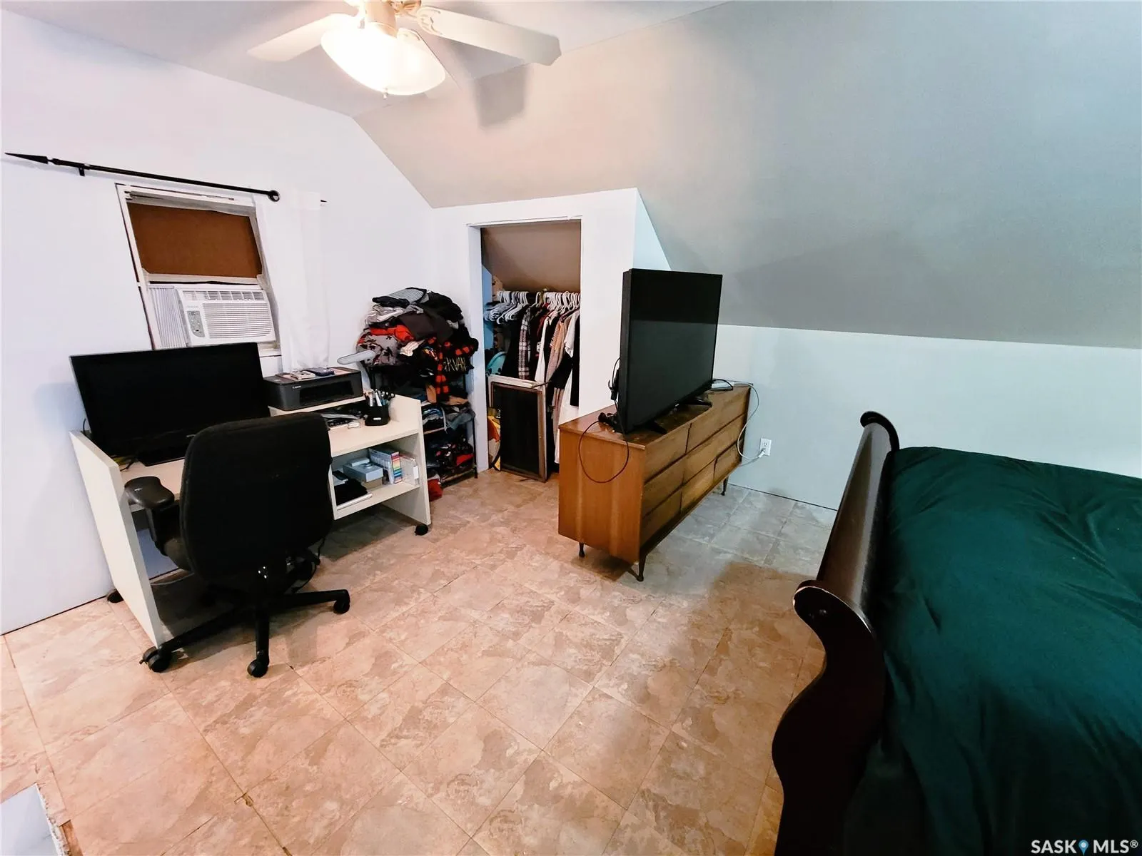 231 Douglass STREET