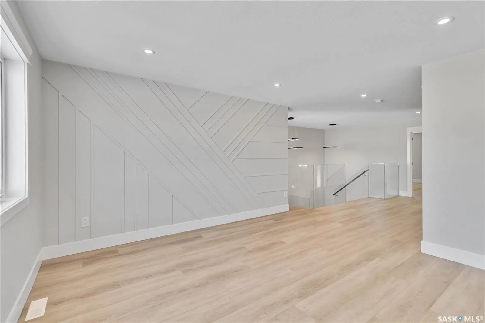 470 Yuel CRESCENT